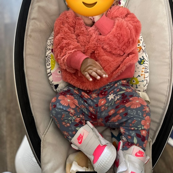 Baby Tahari outfit - Picture 6 of 6